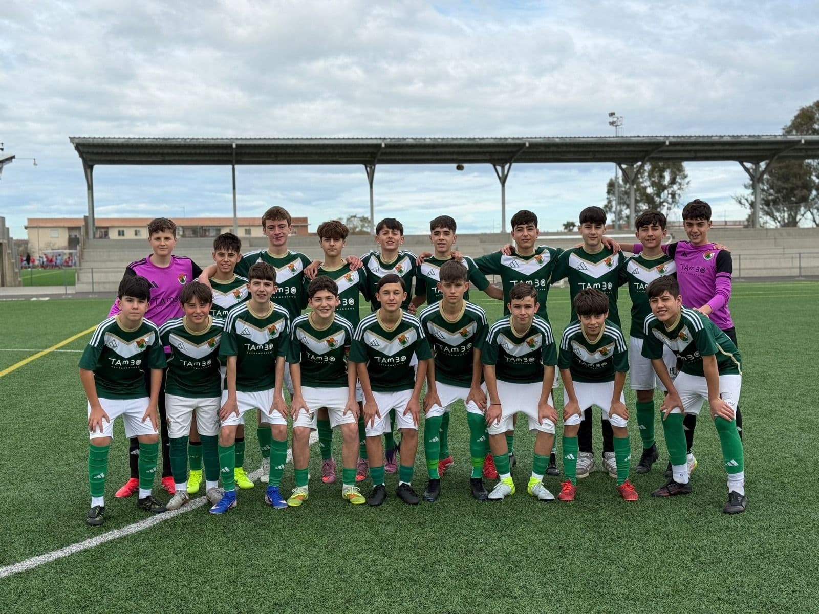 El Cacereño Infantil A supera al Azuaga tras imponer su dominio durante todo el partido