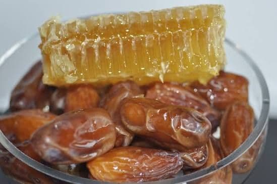 Dátiles con miel: el snack natural que está revolucionando el pre-running