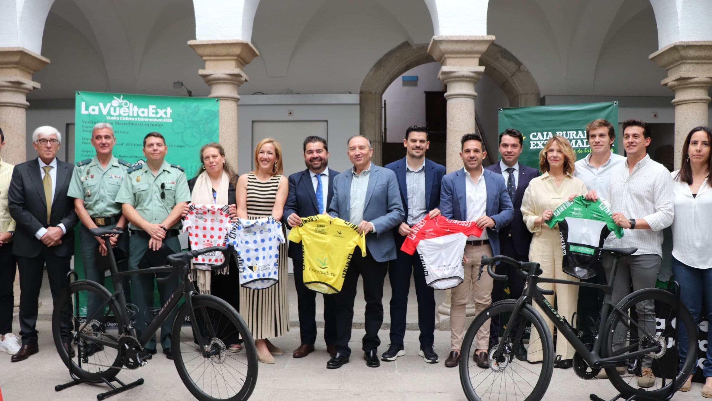 Presentación de la Vuelta Ciclista a Extremadura élite y sub-23 masculina
