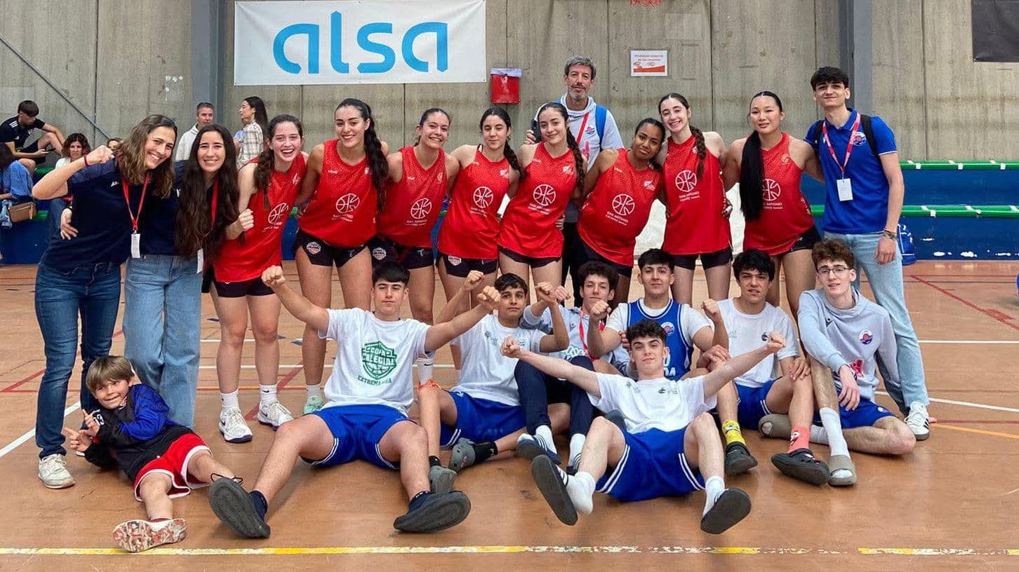 Extremadura se mete entre los cinco mejores equipos de la Copa Colegial de baloncesto
