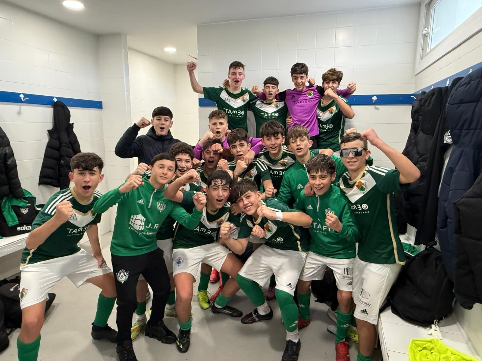 Partido entre Cacereño Tambo A y La Cruz Villanovense A en División de Honor infantil