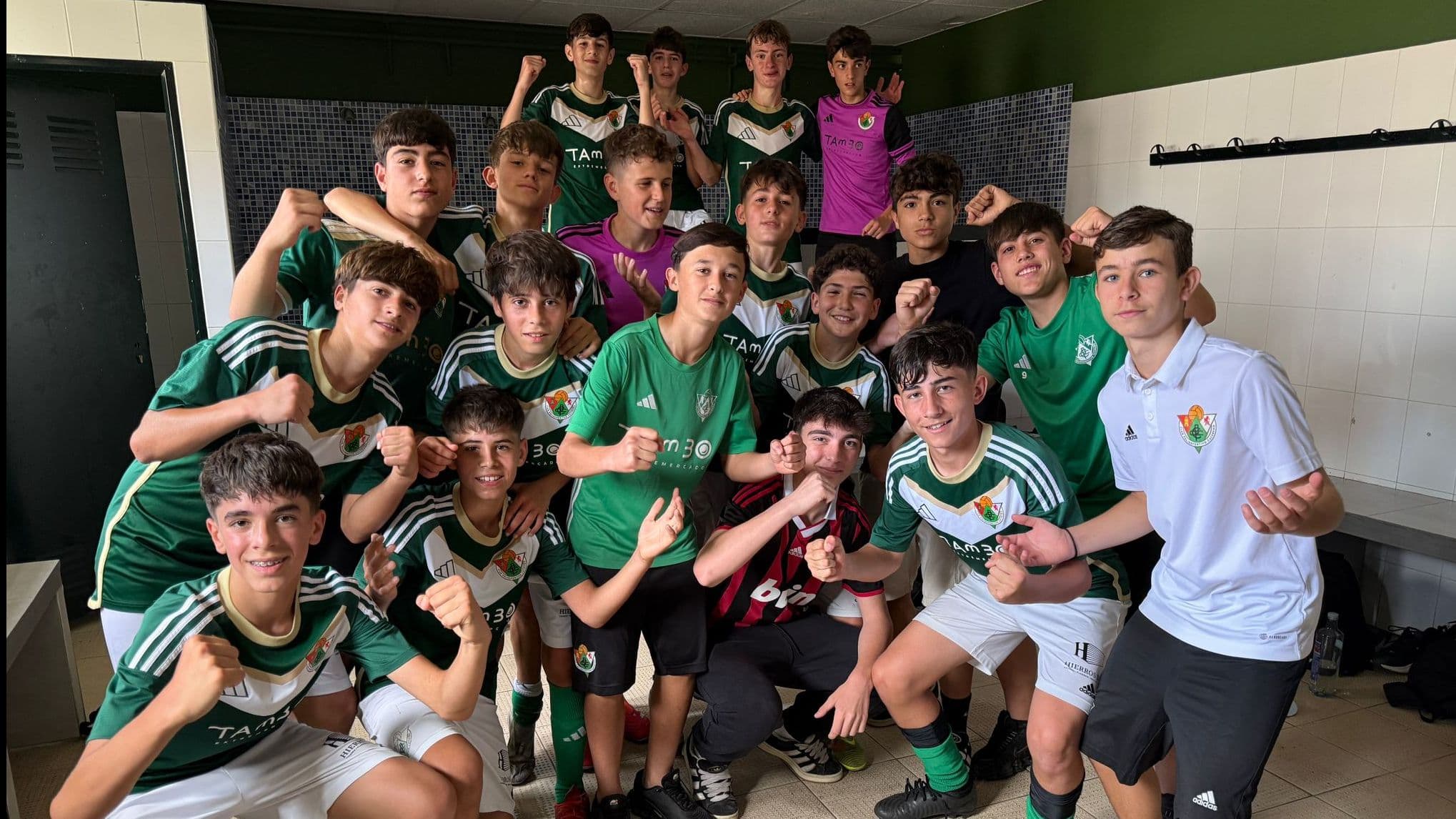 Remontada del Cacereño ante el Atlético Romano en la División de Honor infantil