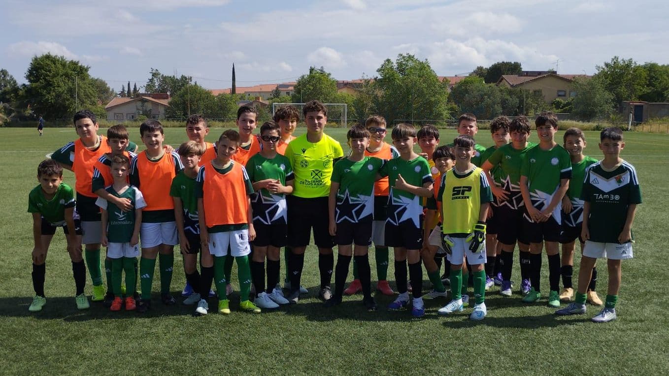 El Cacereño E gana con solvencia al Colegio Extremadura en la penúltima jornada se Segunda alevín