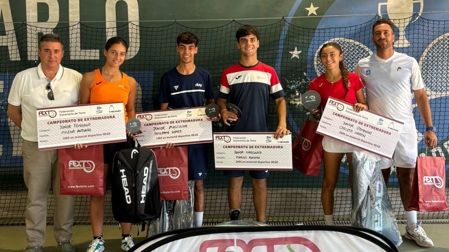 Entrega de premios del Campeonato de Extremadura Junior de tenis