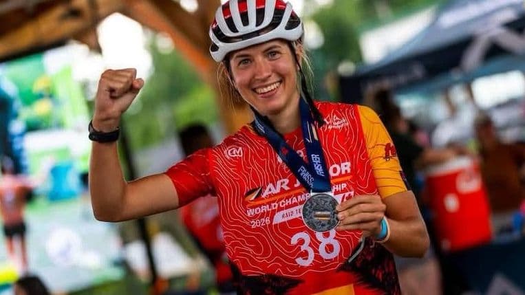 Nerea García, de Aceuchal, se proclama subcampeona del mundo júnior de raids de aventura