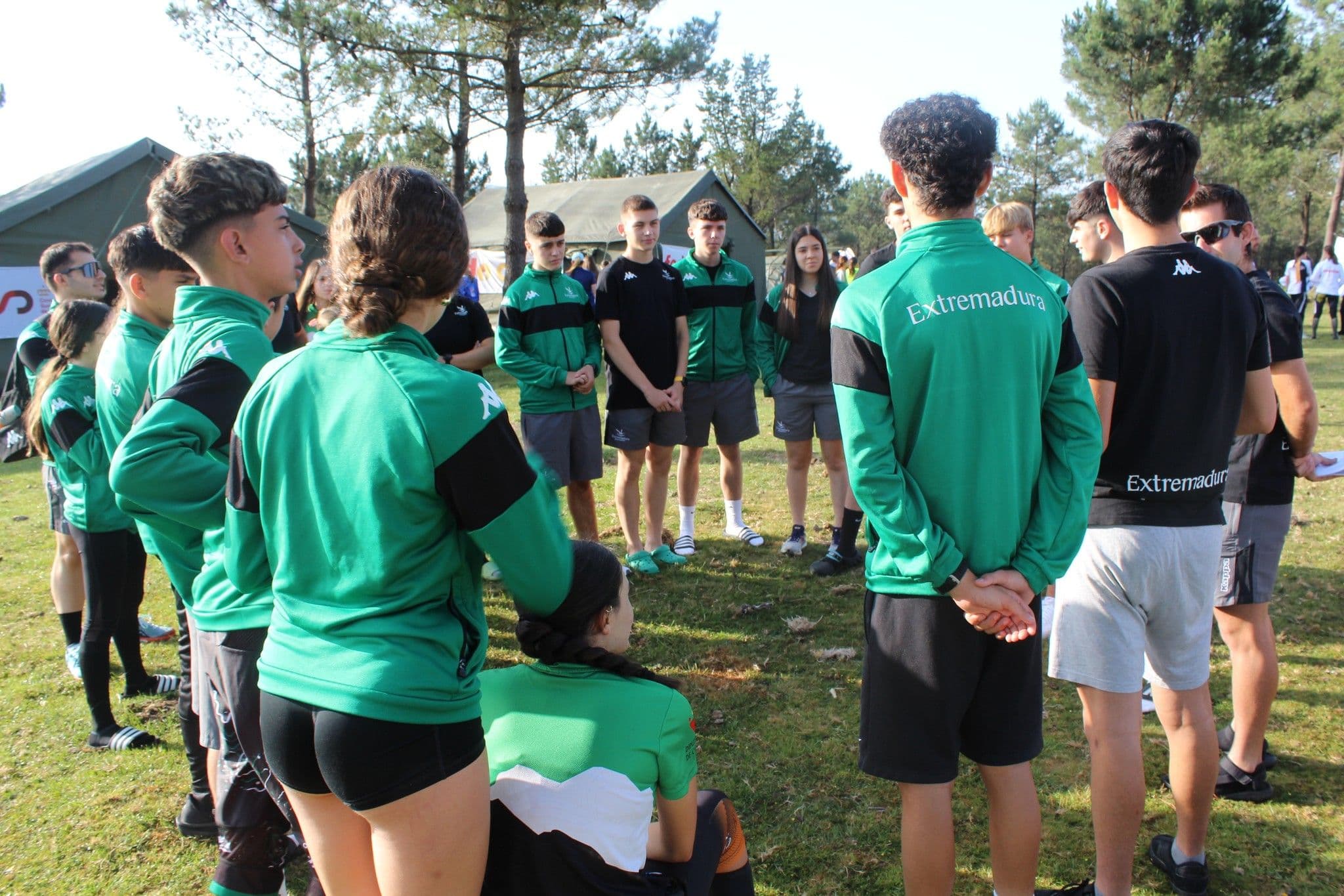 Extremadura presenta su selección para el Campeonato de España en Edad Escolar de orientación en Jerez y Barcarrota