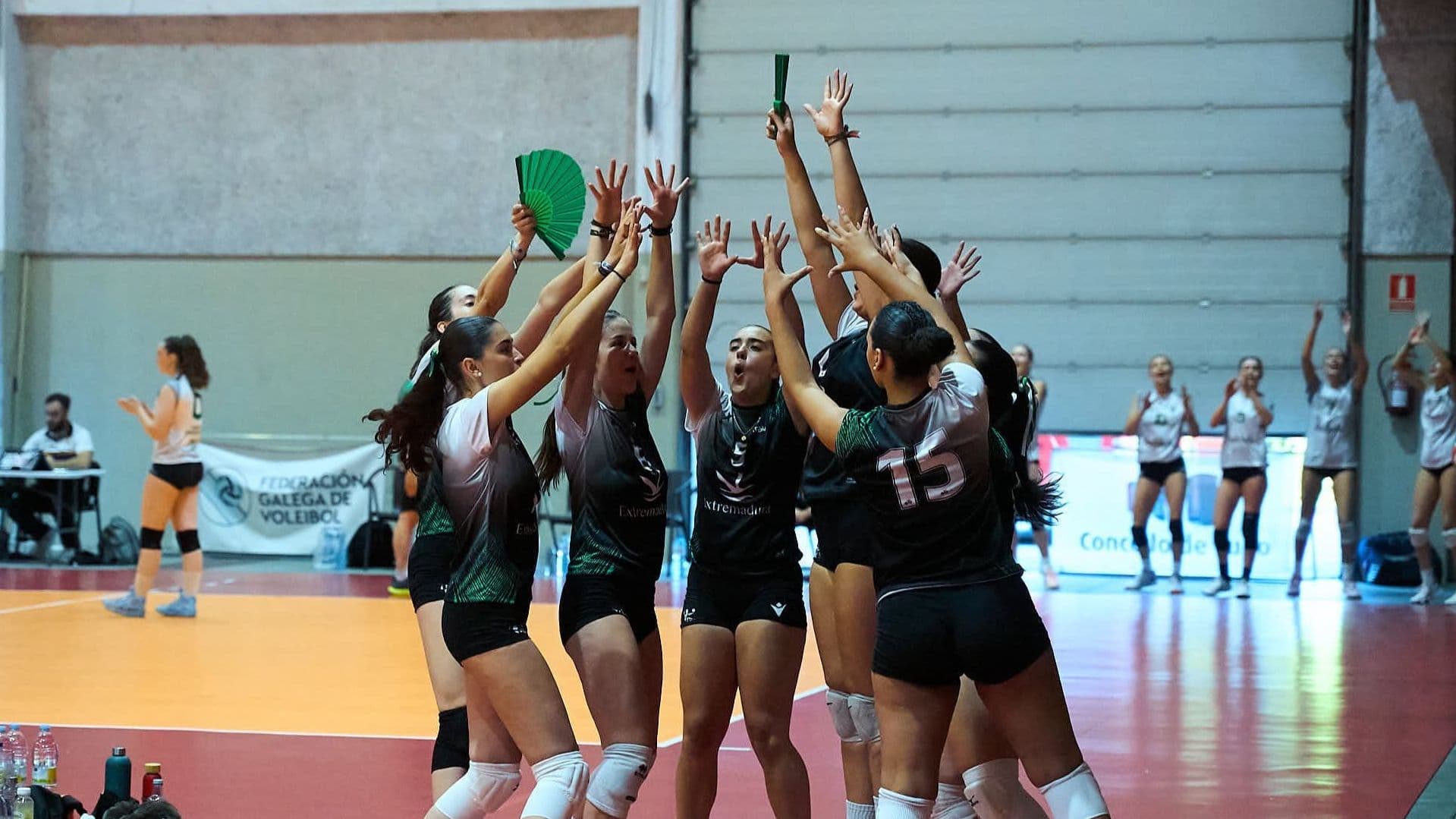 Expedición extremeña en el Campeonato de España de voleibol