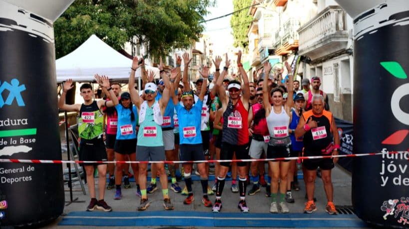 Corredores de la Mini Pencona en Aldeanueva de la Vera