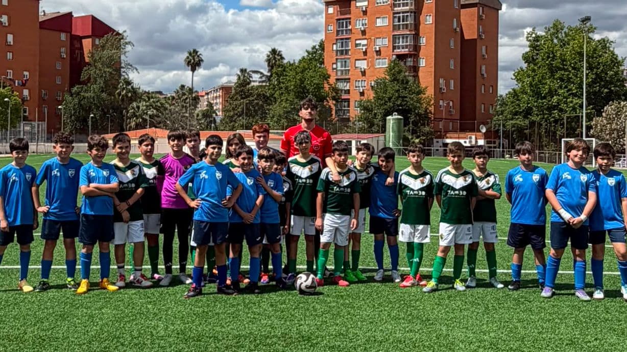 Partido alevín entre Pebetero Olímpico C y Cacereño D Altafit en Cáceres