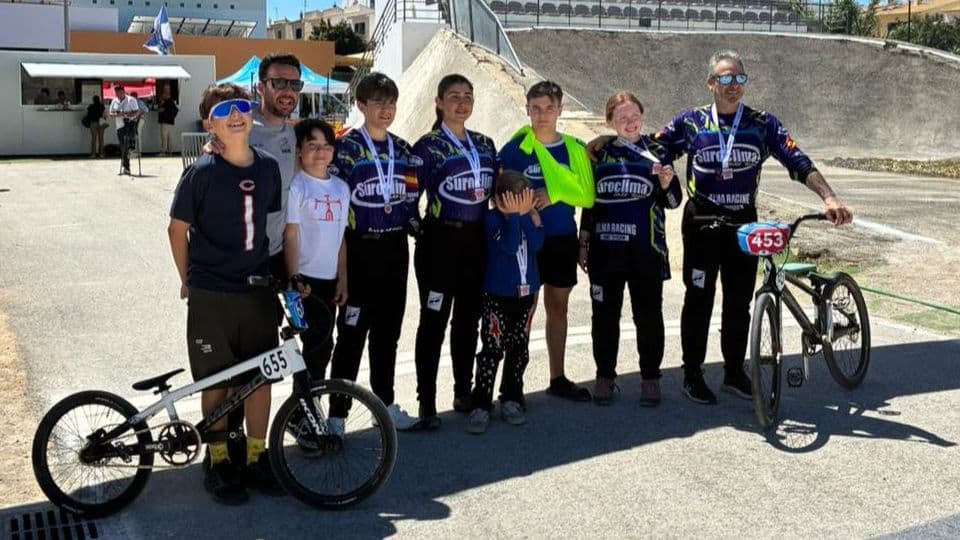 El Club BMX Badajoz brilla en Quarteira con varios podios en la Copa de Portugal