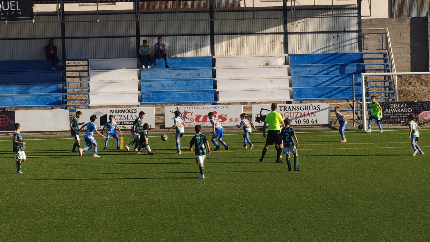 Arroyo y Cacereño Tambo en la segunda jornada de Segunda División Extremeña Benjamín.
